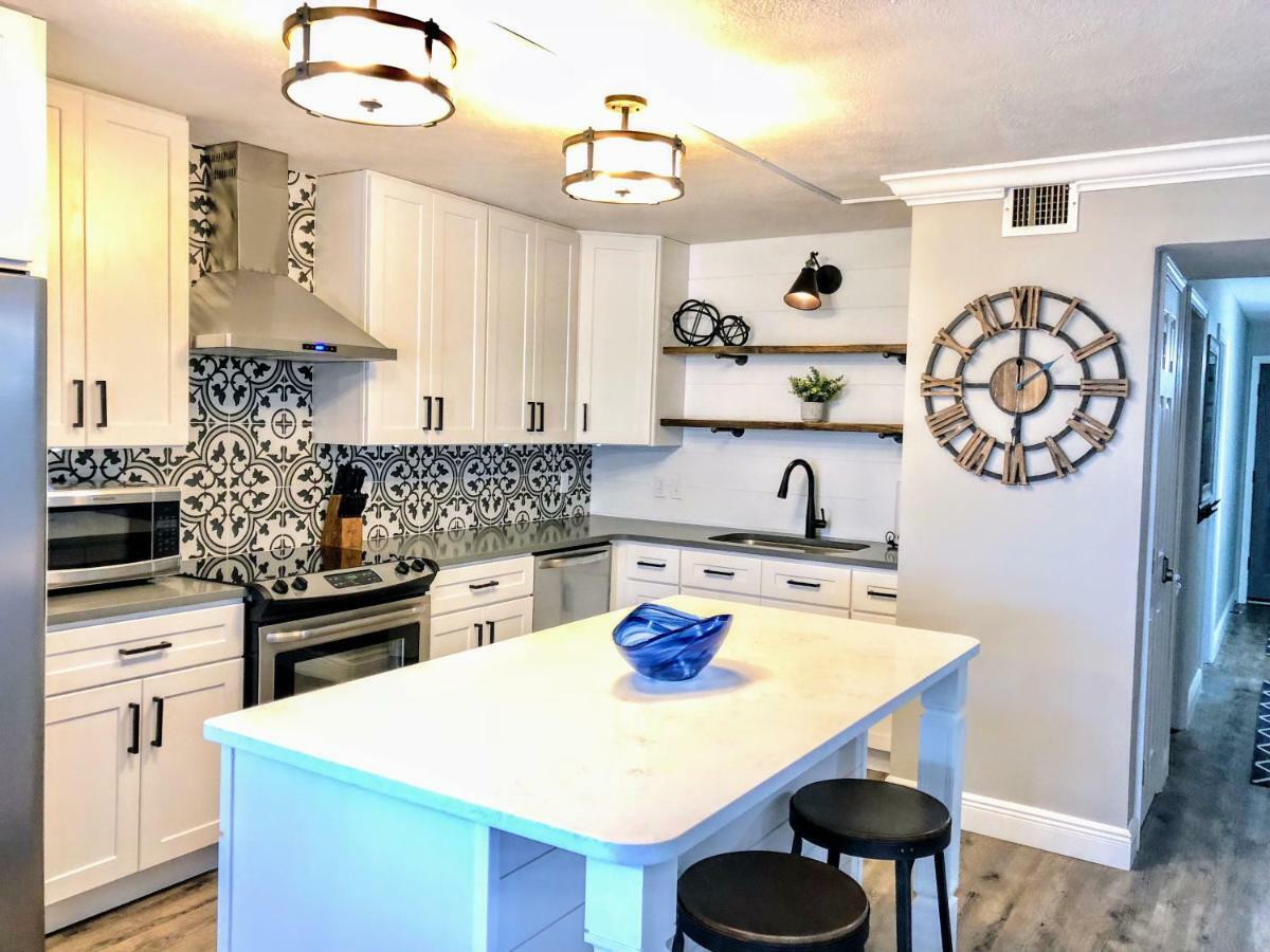 Regency Towers - Beachfront Condo Panama City Beach Esterno foto